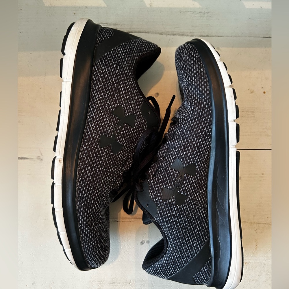 Women’s Under Armour shoes